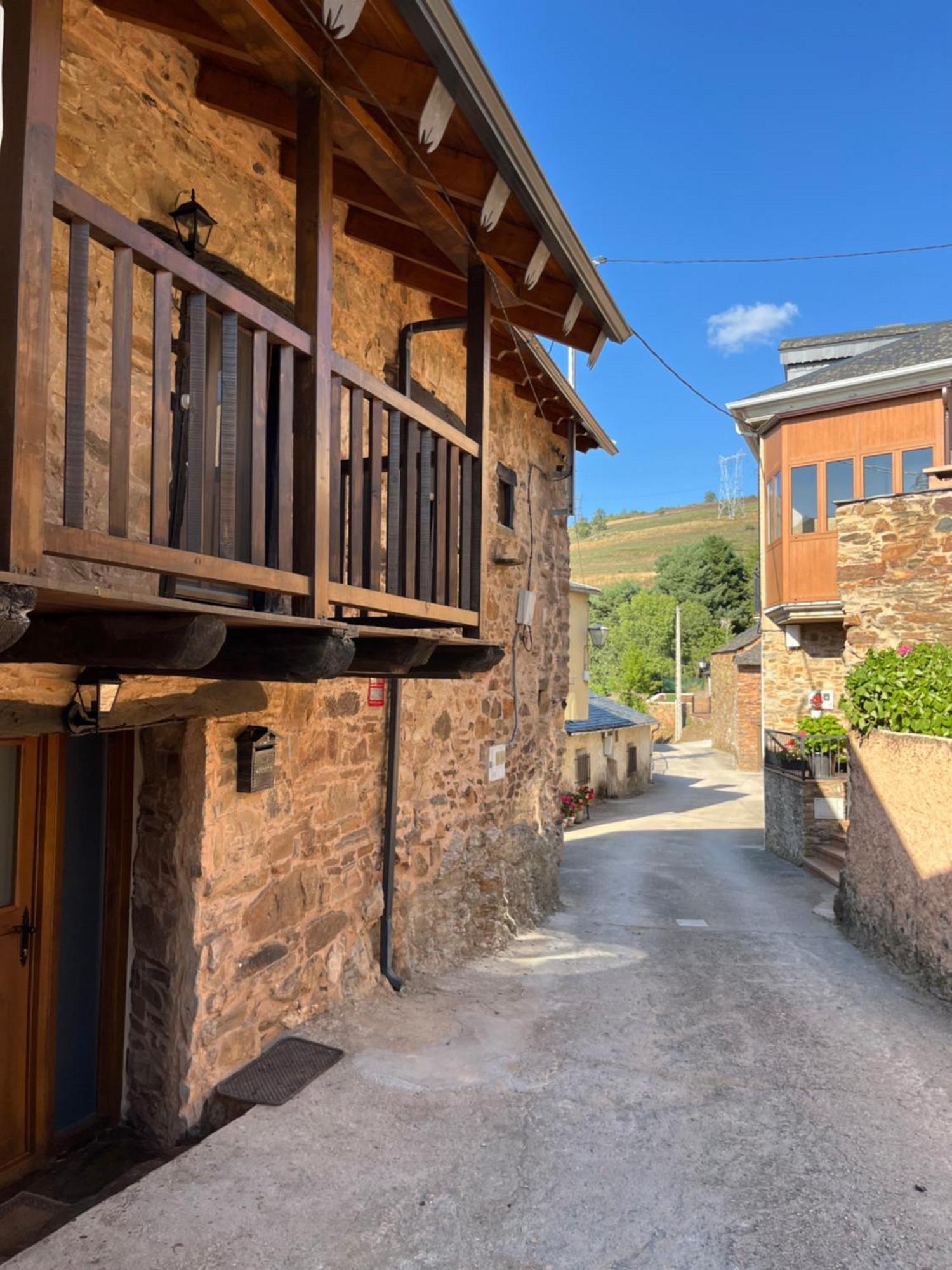 Villa La Casina De Gelo à Riego de Ambros Extérieur photo