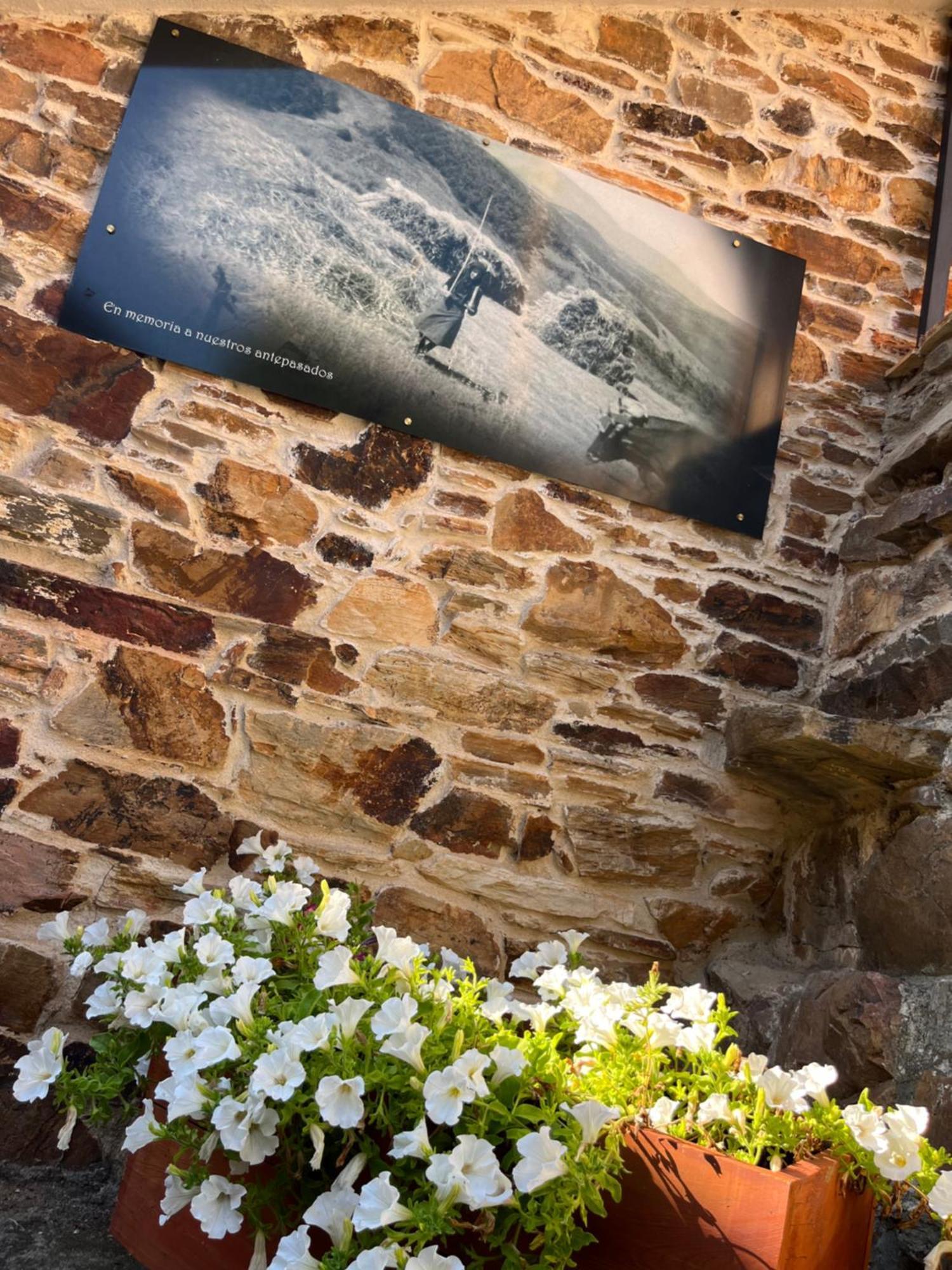 Villa La Casina De Gelo à Riego de Ambros Extérieur photo